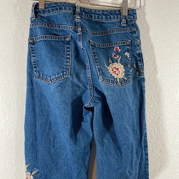 TOPSHOP MOTO Mom Floral Embroidered Boho Jeans Size 25x32 Blue Cotton Denim - Picture 7 of 11